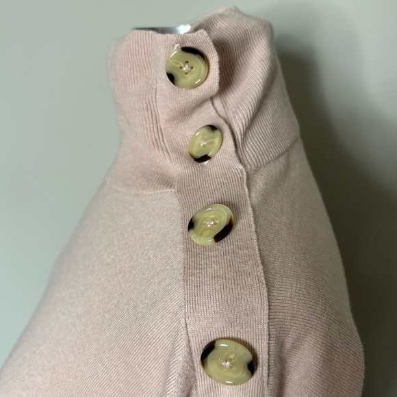 Sanctuary Mock Neck Button Detail Sweater in Apricot, Small - Picture 4 of 12